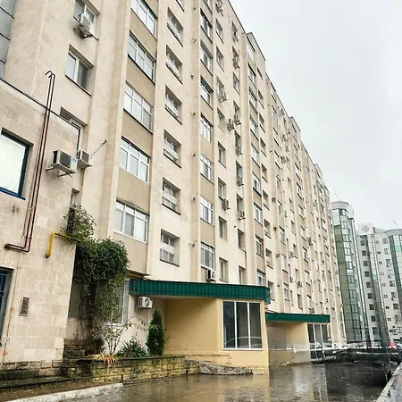 Comfortable Apartament In A Quiet Place In The Center Of The City Chisinau Exterior photo